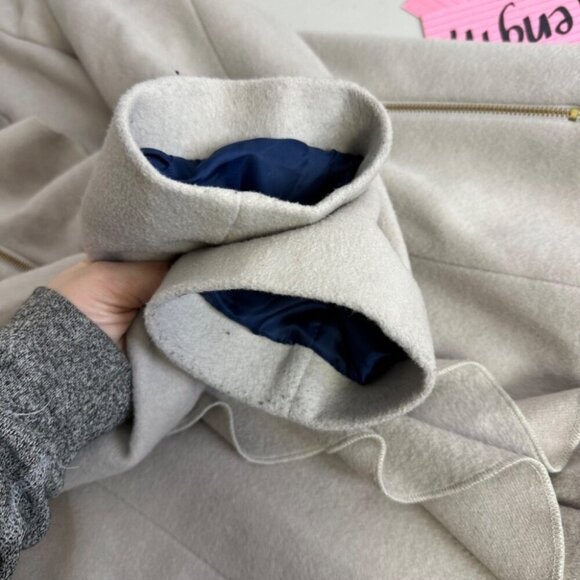 T TAHARI Light Gray Wool Blend Victorian Ruffle Front Mock Neck Pea Coat Size 12 - Picture 12 of 16